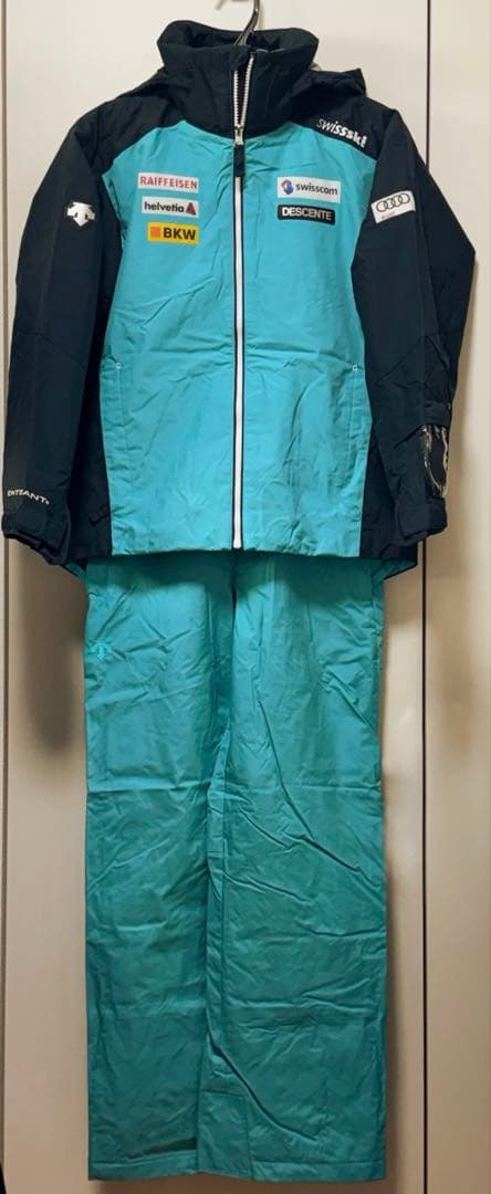 DESCENTE デサント子供用スキーウェア上下セット 150 ブルー×ネイビー