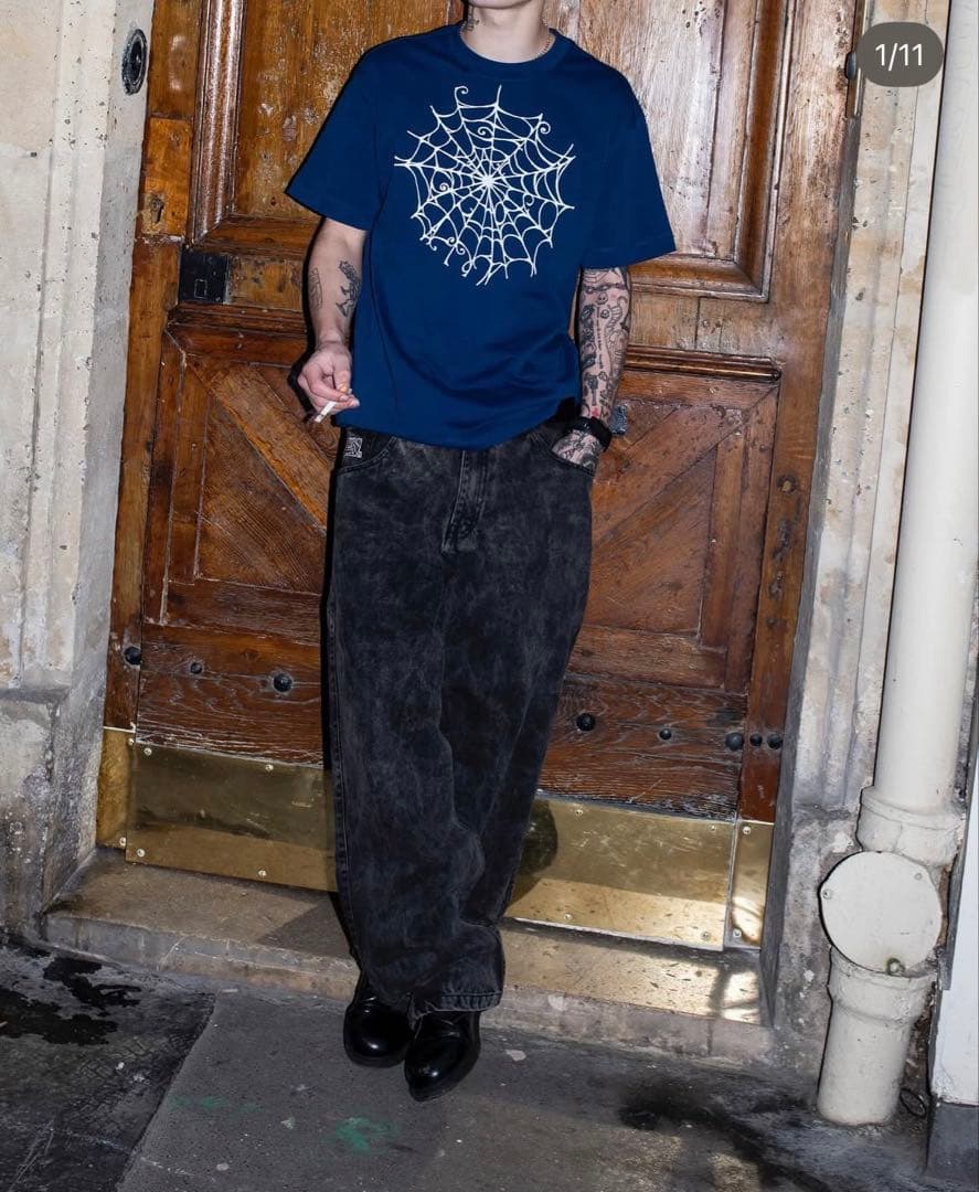 earlskateboards メルカリ内残り一品　超希少　tシャツ　ネイビー