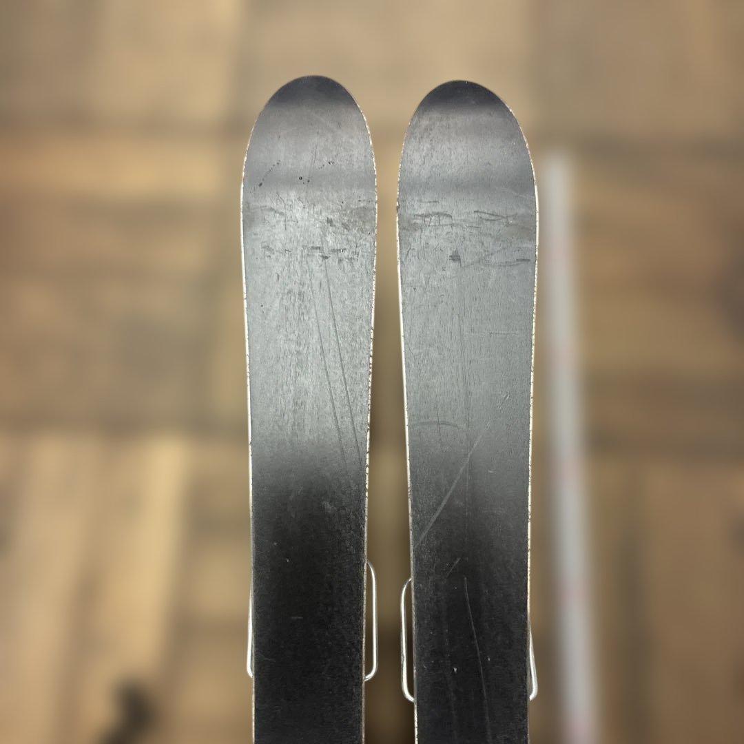 Hart free ショートスキー板 ホワイト/レッド　整理番号階