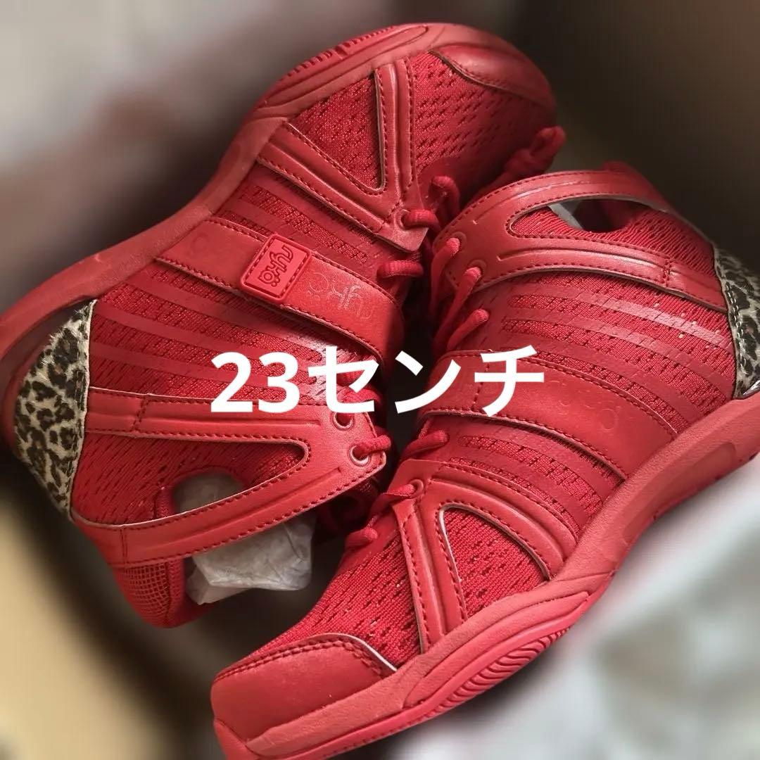 「新品未使用」ryka シューズ 赤&レパード　23センチ