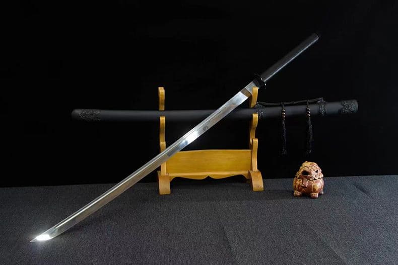 【黒逆苗刀】繍春刀 牛尾刀 苗刀 手鍛造打 鋼刀 冷兵器 古兵器 武具 刀装具