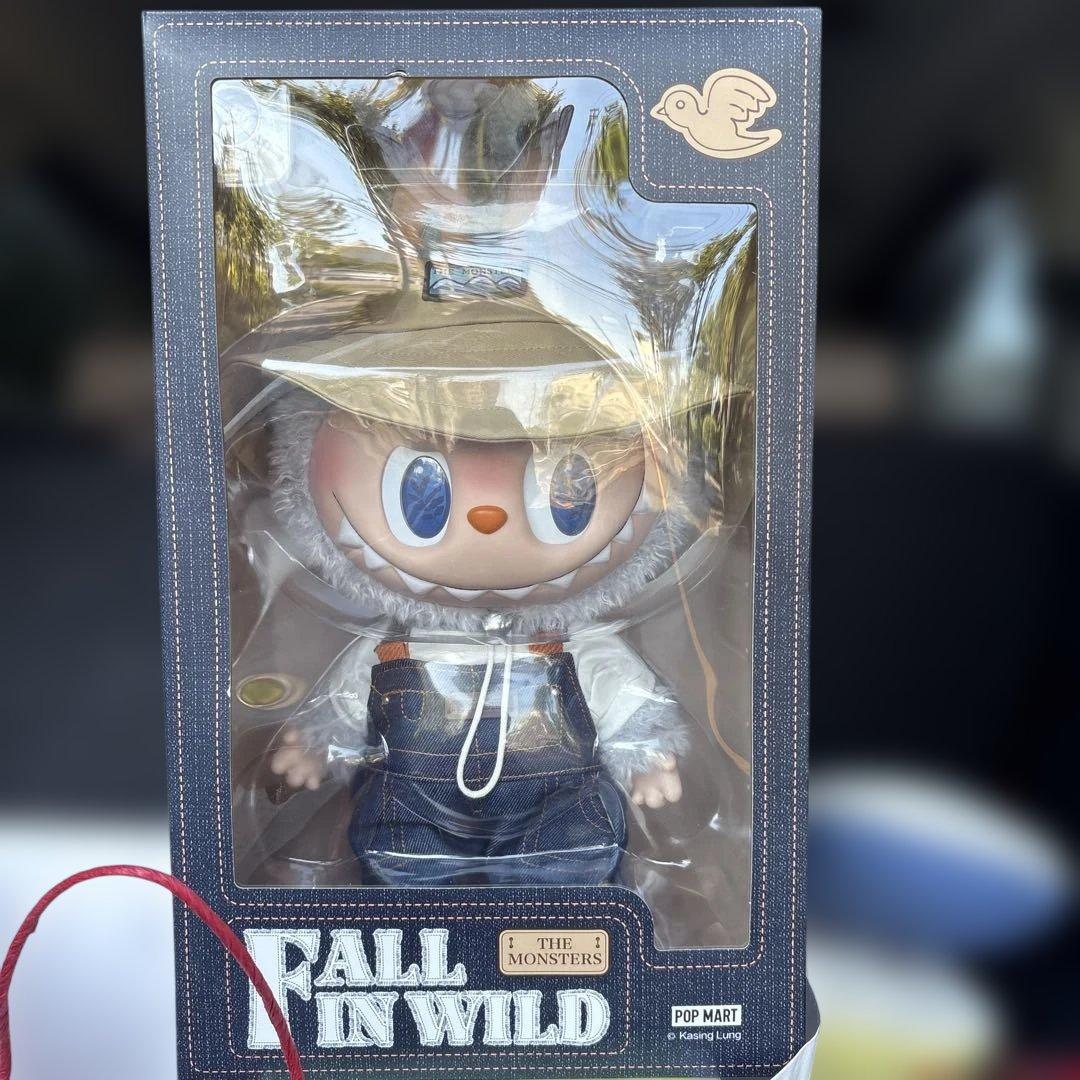 POP MART THE MONSTERS FALL IN WILD ラブブ