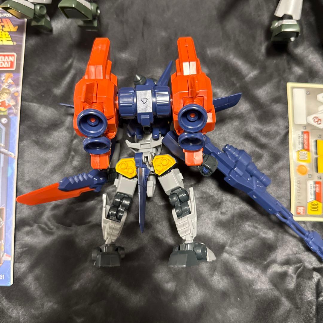 ダンボール戦機　プロト・I、バスター×2