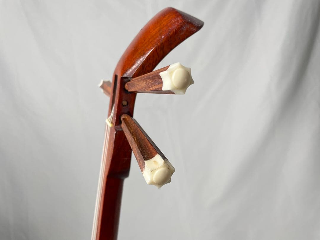 真壁・花梨・デザイン人工皮三線