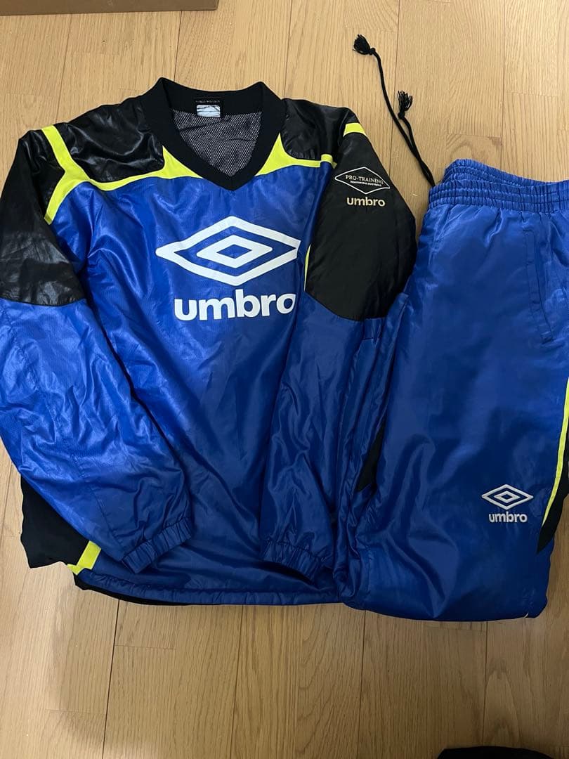 アンブロ　ピステ　上下　160