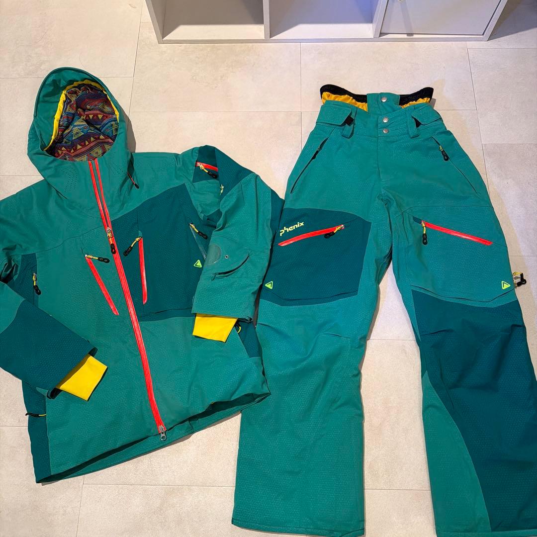 フェニックスPhenix スキーウェア　デモウェア中古　サイズ XS