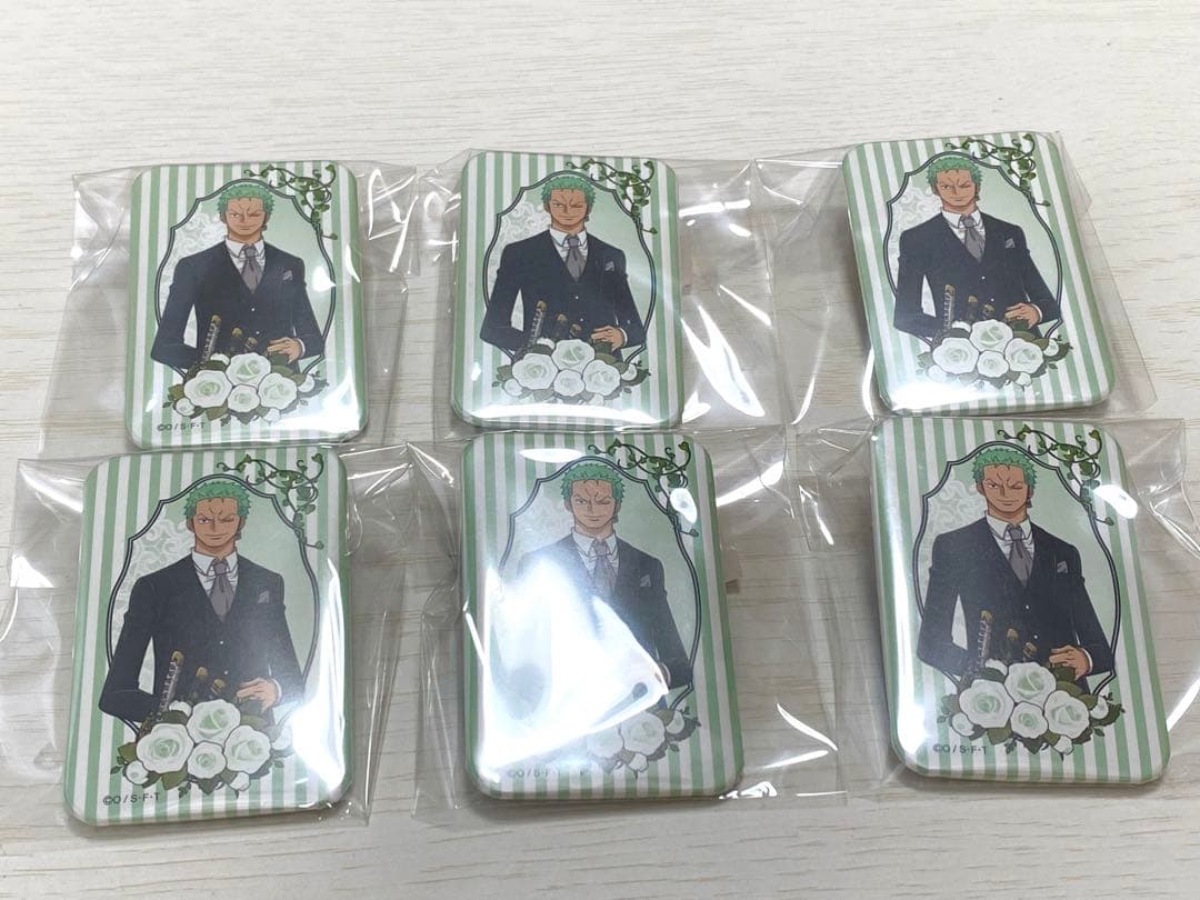 ゾロ　缶バッジセット