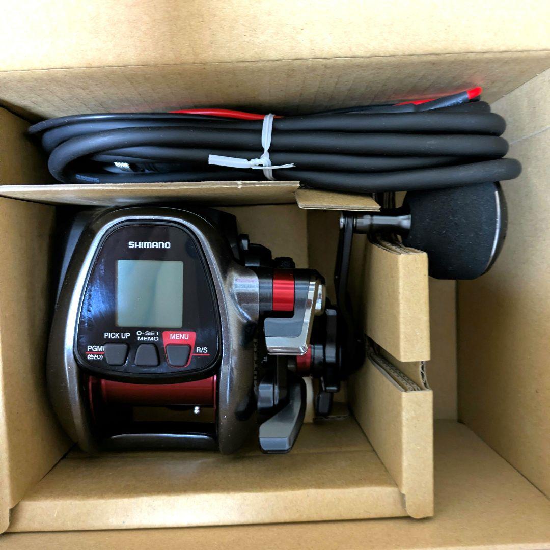 新品未使用　PLAYS 3000XP 電動リール