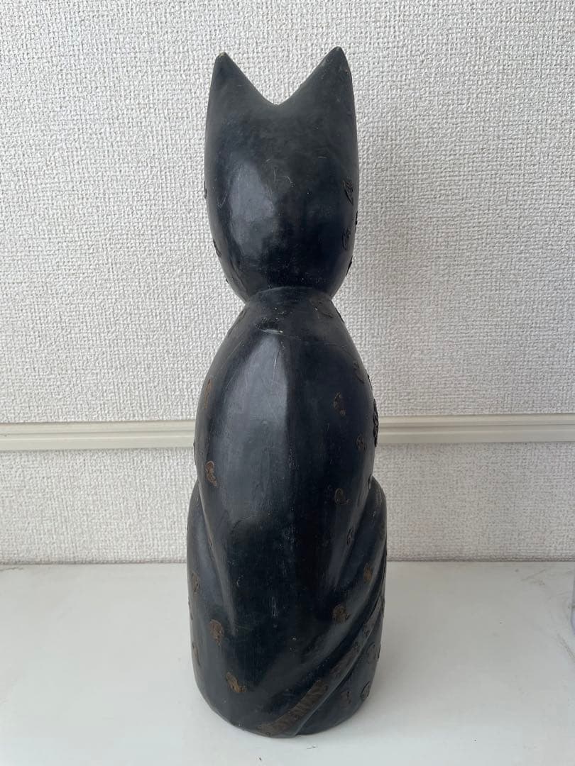 インドネシア　アンティーク猫の置物