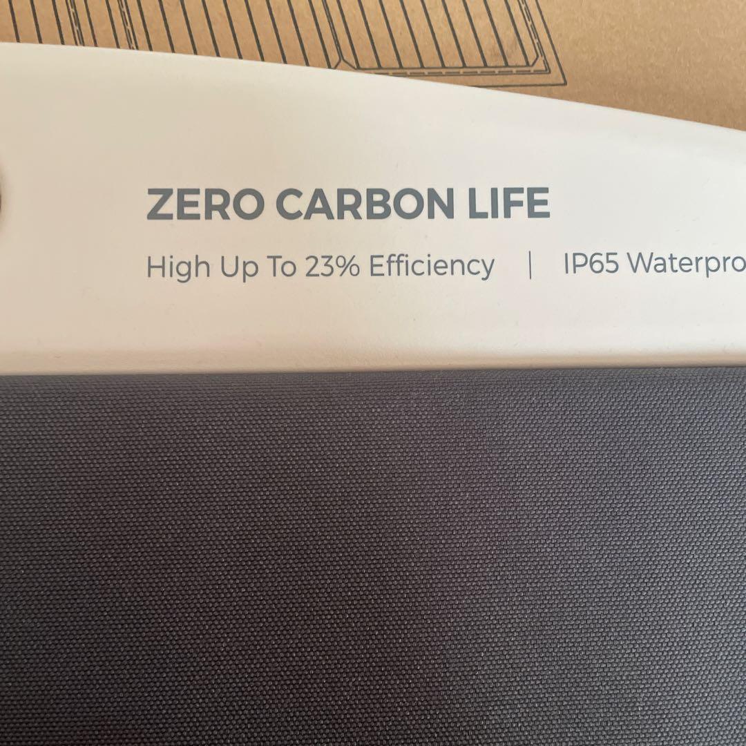 ソーラーパネル 100W 折りたたみ式 ソーラーチャージャー 太陽光パネル