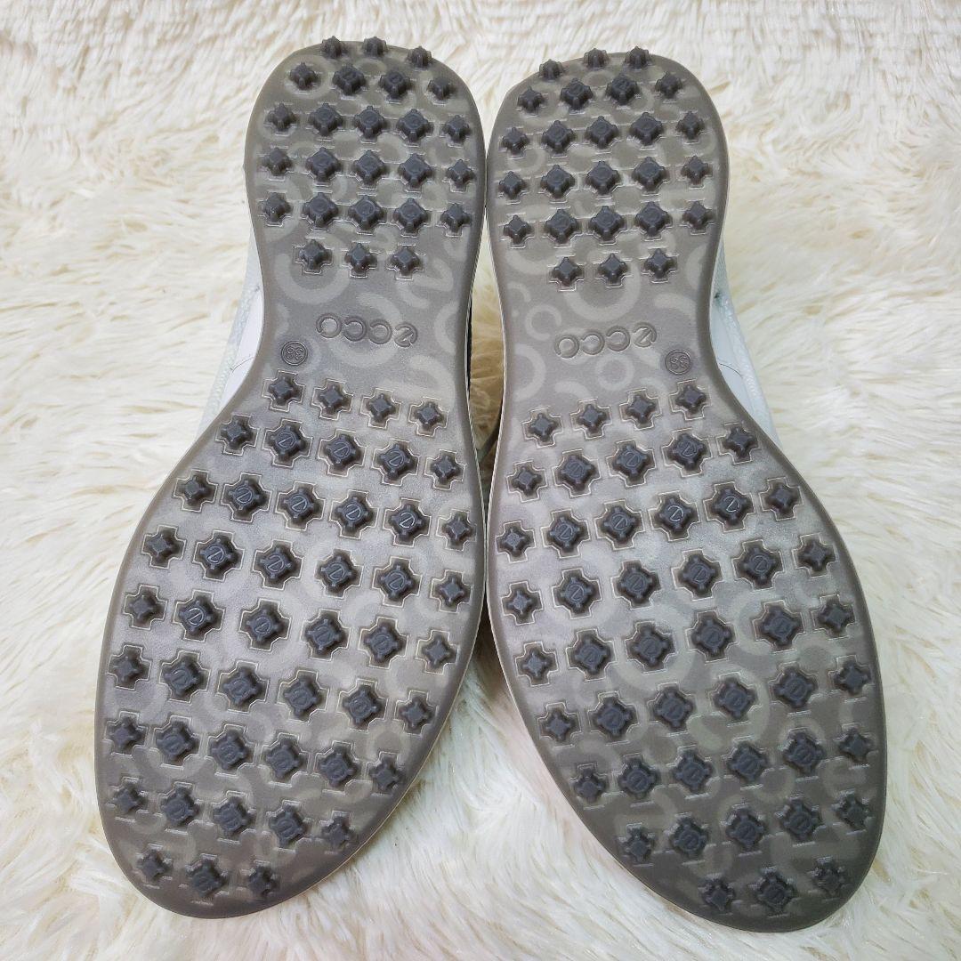 【試着のみ】ecco　ゴルフシューズ　バイオム　スパイクレス　24cm　ホワイト