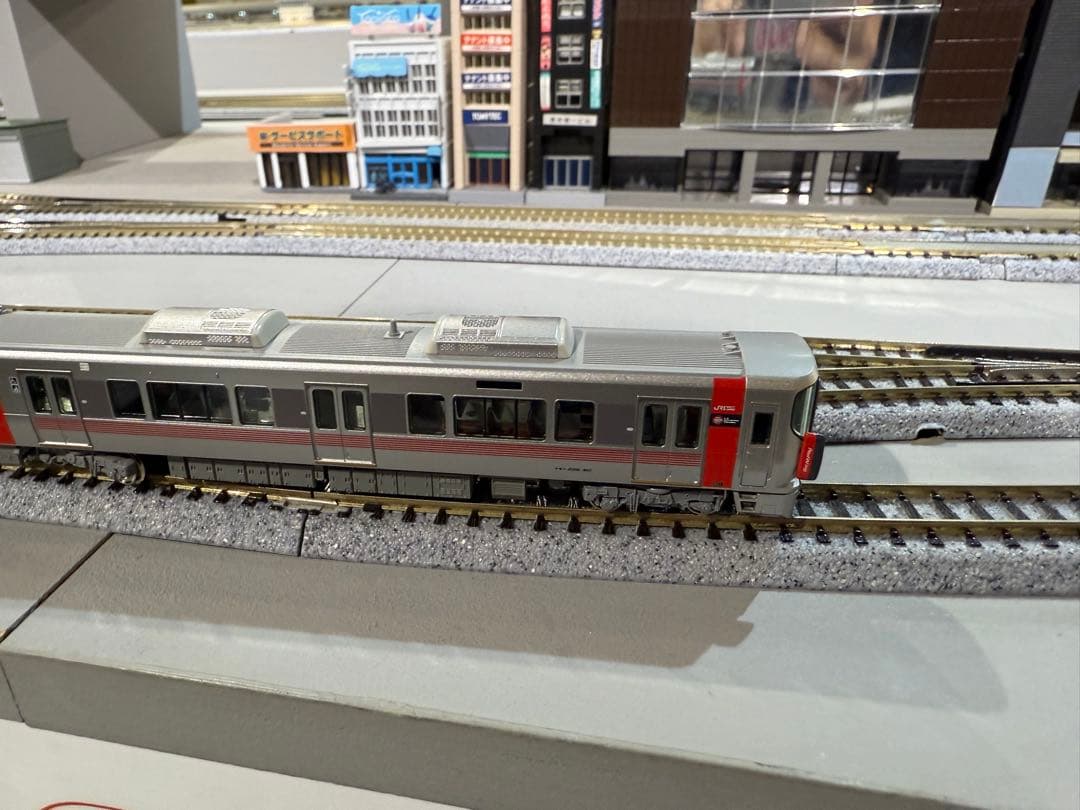 KATO 10-1629.1612 計8両セット　227系 \"Red Wing\"