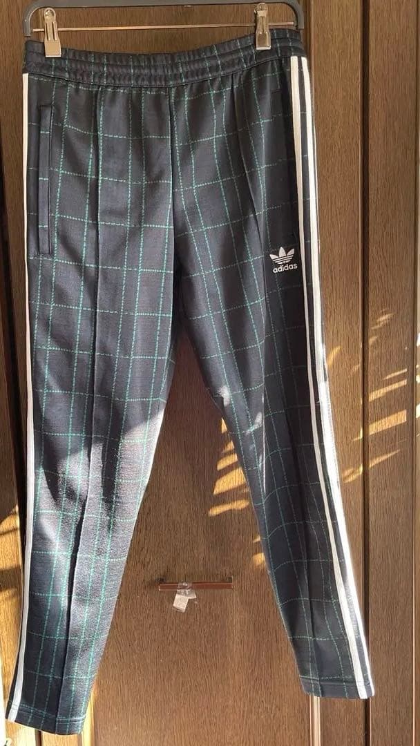 adidas トレフォイルロゴ　チェック柄 トレーニングパンツ