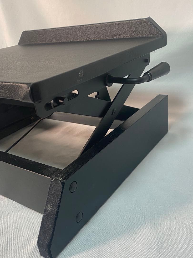 2787❣️ ピアノ 足台 補助台 甲南 UP-S ワンタッチ 8段階　日本製