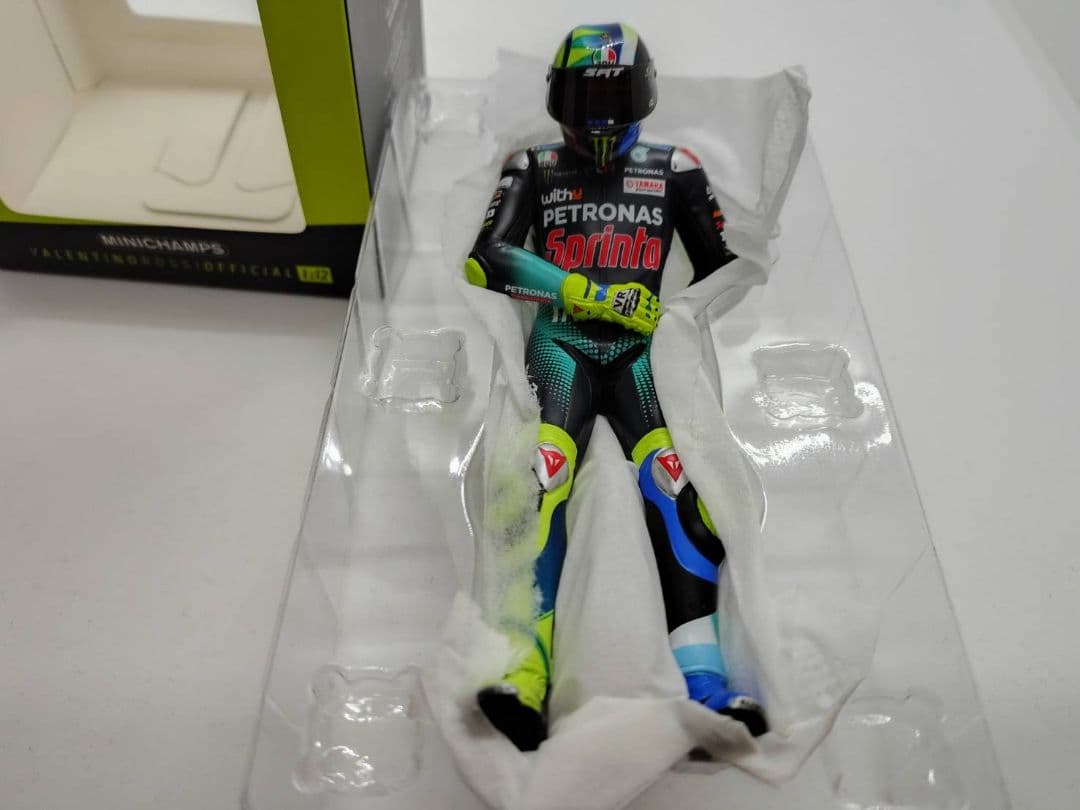 1/12 VR46 バレンティーノ・ロッシ フィギュアとバイクセット