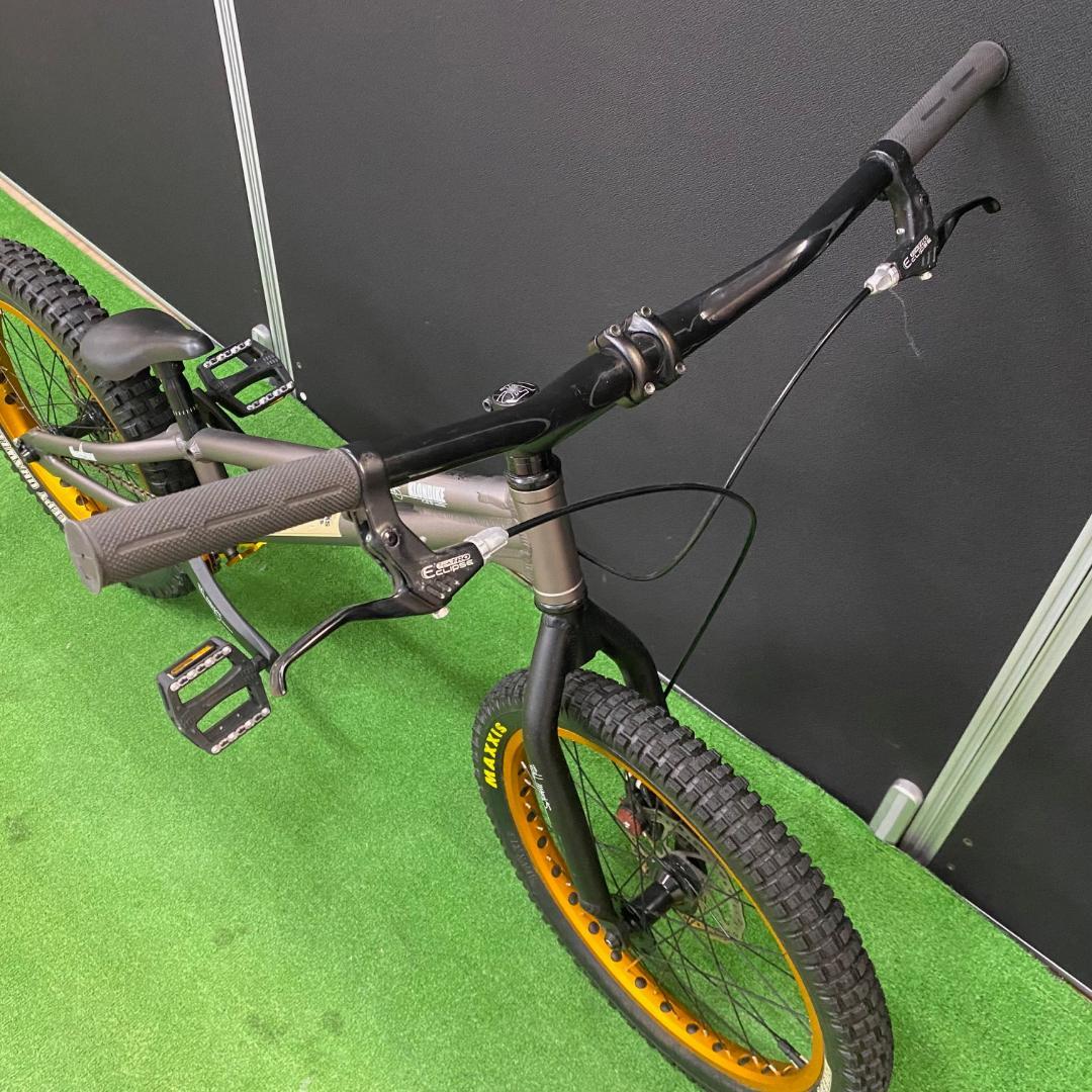 FULLMARKS フルマークス クロンダイク　20インチ　トライアルバイク