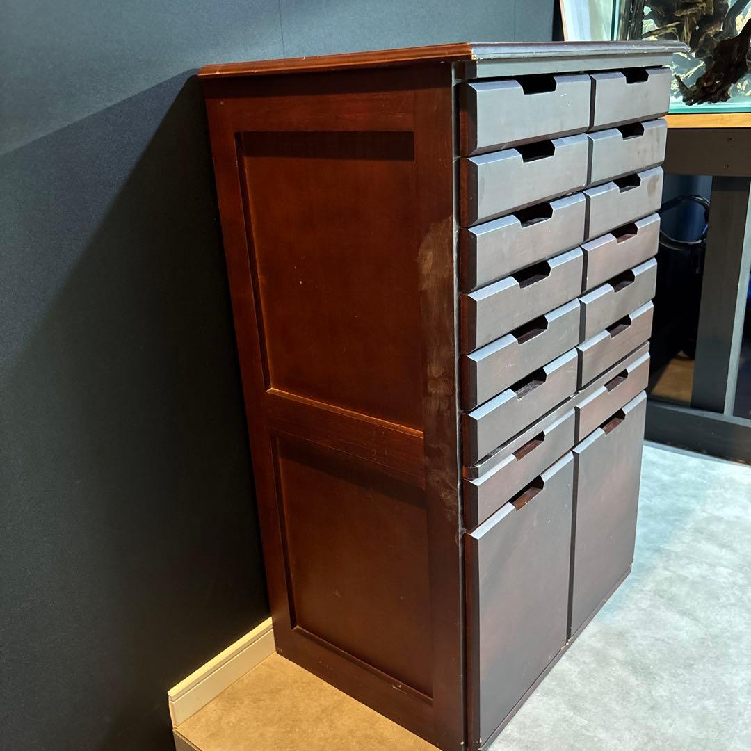 木製（桐製）収納タンス 書類整理棚 チェスト 8段16引き出し箪笥 書庫