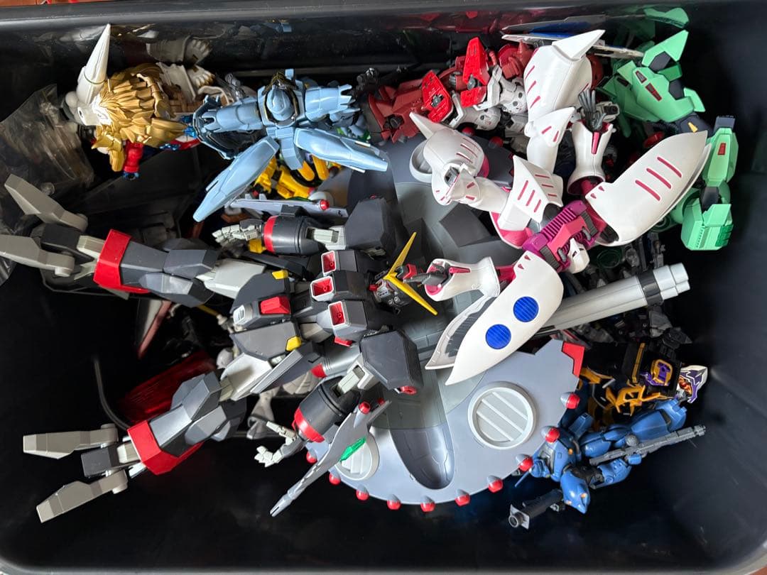[値下げ交渉可能]ガンプラ 大量まとめ売り 約40体以上サザビー Hi-ν 他