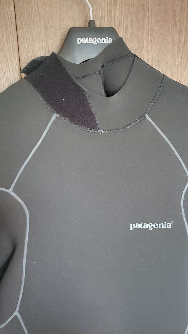 【新品未使用】パタゴニア　R2・ユーレックス・バックジップ・フルスーツ　紙タグ付