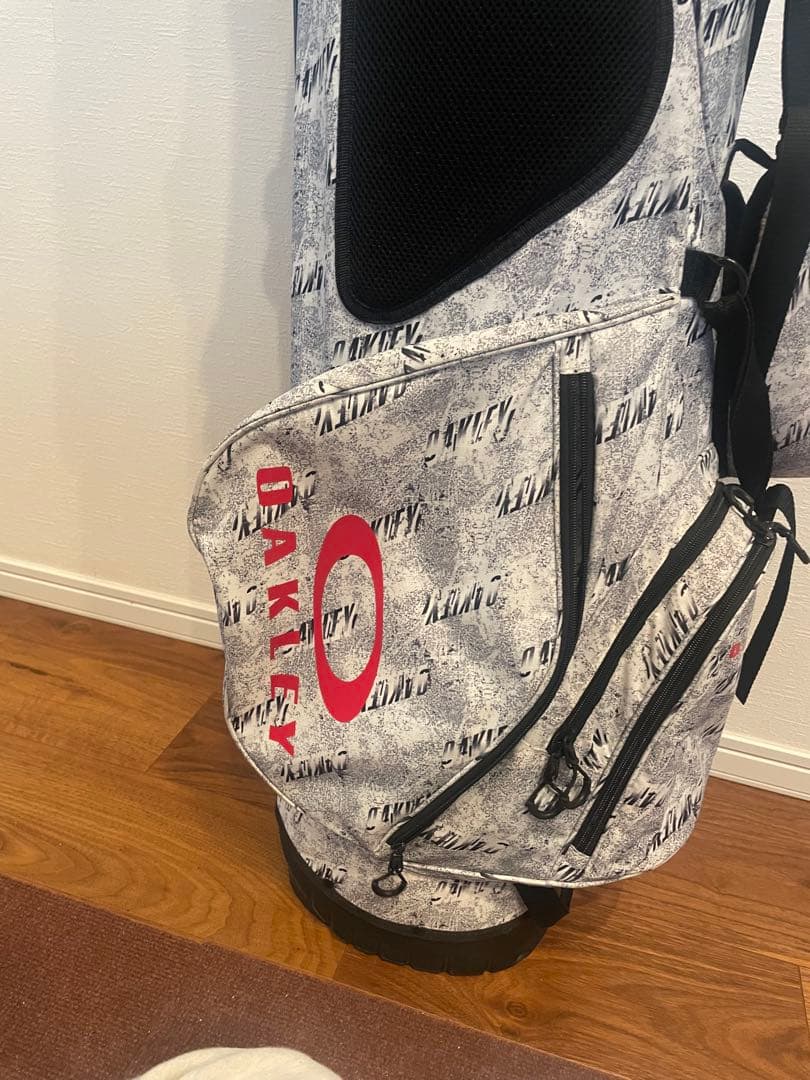 OAKLEY スタンドゴルフバッグ