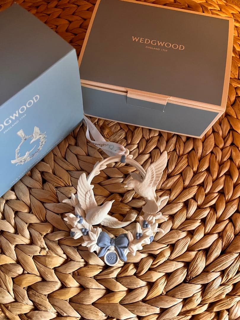 新品　ウェッジウッド　クリスマスオーナメント　2020 ハト