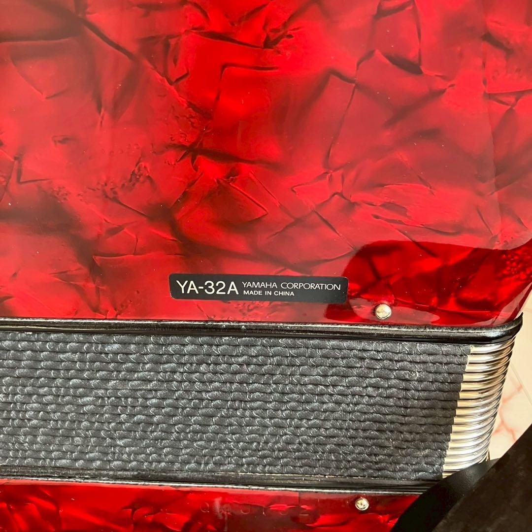 （美品） YAMAHA YA-32A アコーディオン 32ベース 32鍵盤