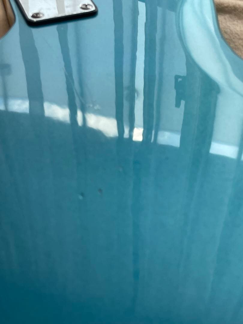 エレクトリックベース　プレイテック　ジャズベースタイプ　新品弦に交換済み。