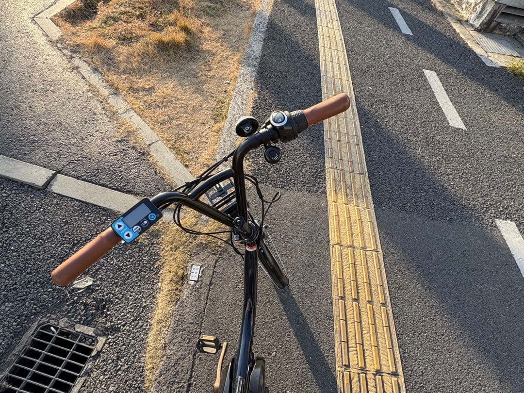 中古20㌅YAMAHA電動アシスト自転車　12.3Ah 大阪 018番