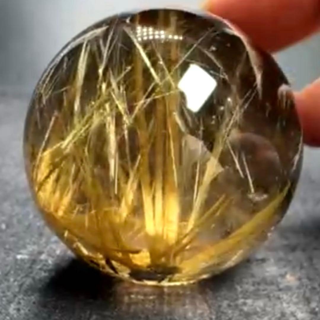 超絶綺麗✨40mm ゴールドタイチンルチルクォーツ　丸玉　スフィア　金針水晶