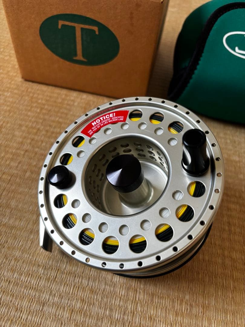 Tibor Reel フライリール ケース付き