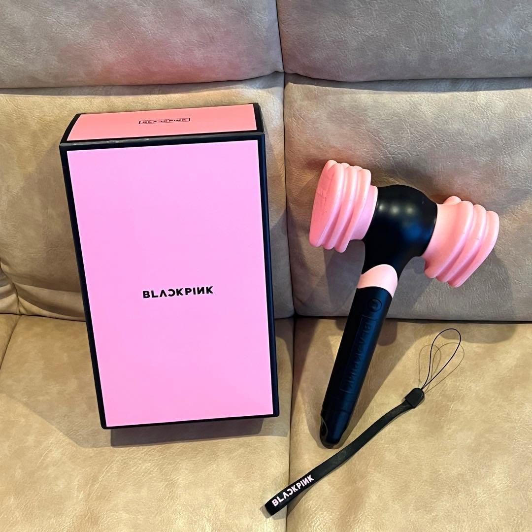 公式✴︎未開封あり‼︎BLACKPINKライブグッズ・ペンライト・うちわ4種・タオル