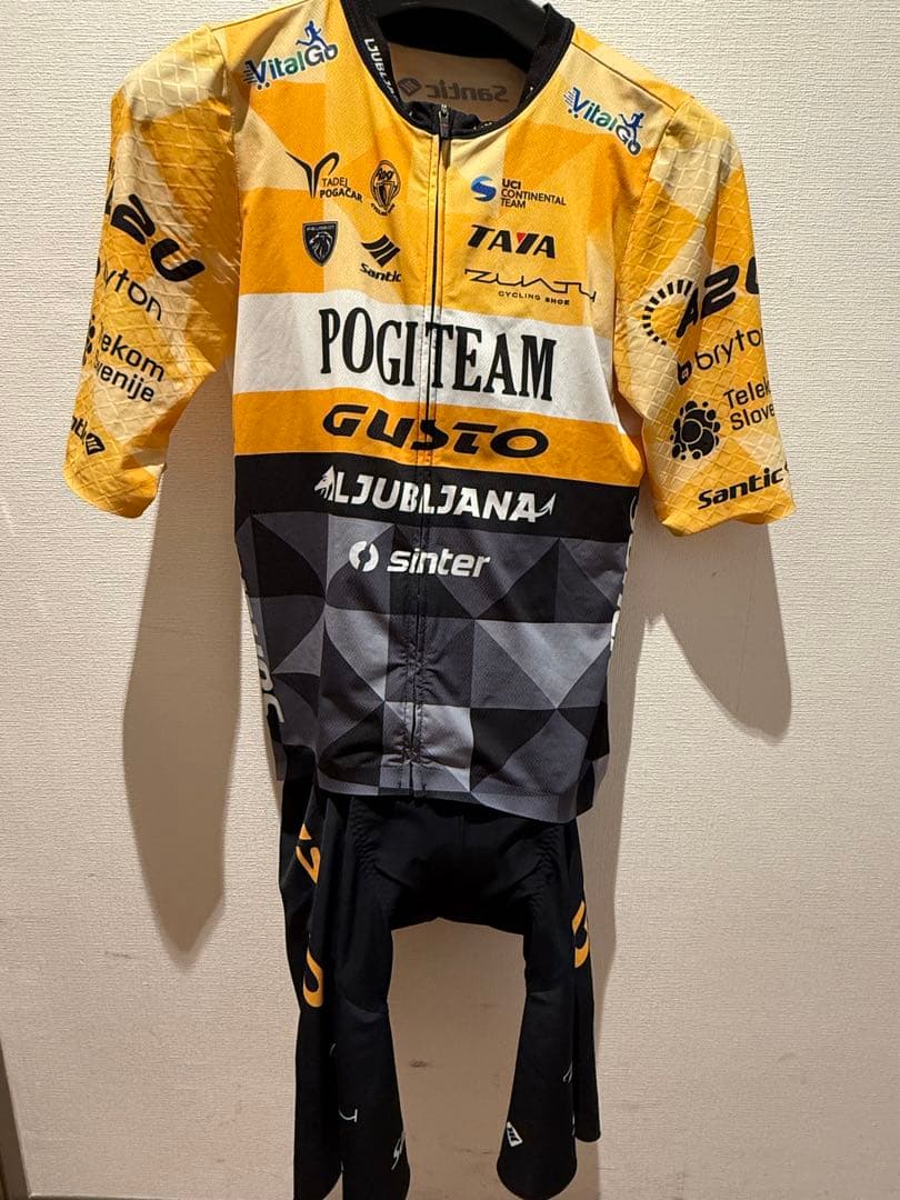 選手支給品　ポギチーム・グスト・リュブリャナ　サイクルジャージ　上下セット