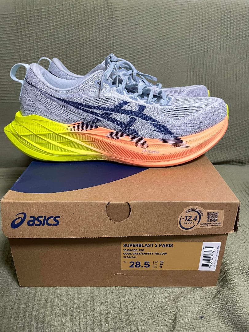 ウォーキング・ランニングウェア Superblast 2 Paris 28.5cm