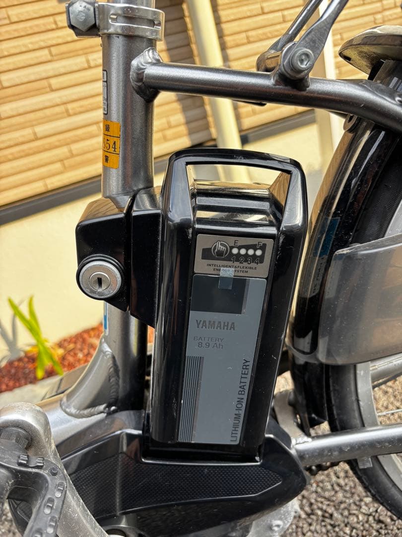YAMAHA電動アシスト自転車 26インチ スマホホルダー付き　送料込み