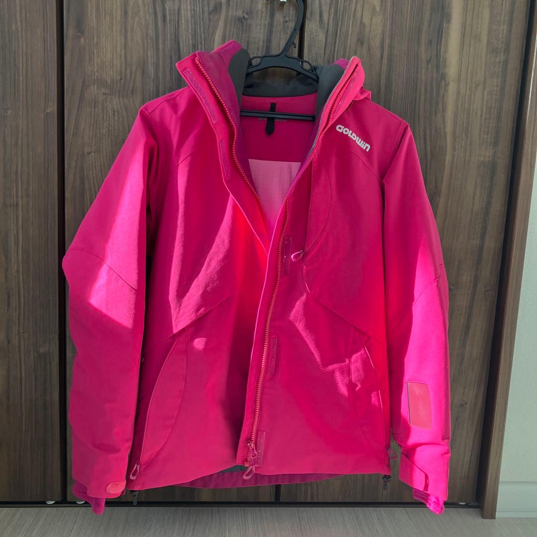 GOLDWIN ゴールドウィンピンクスキーウェアセット　Mサイズ