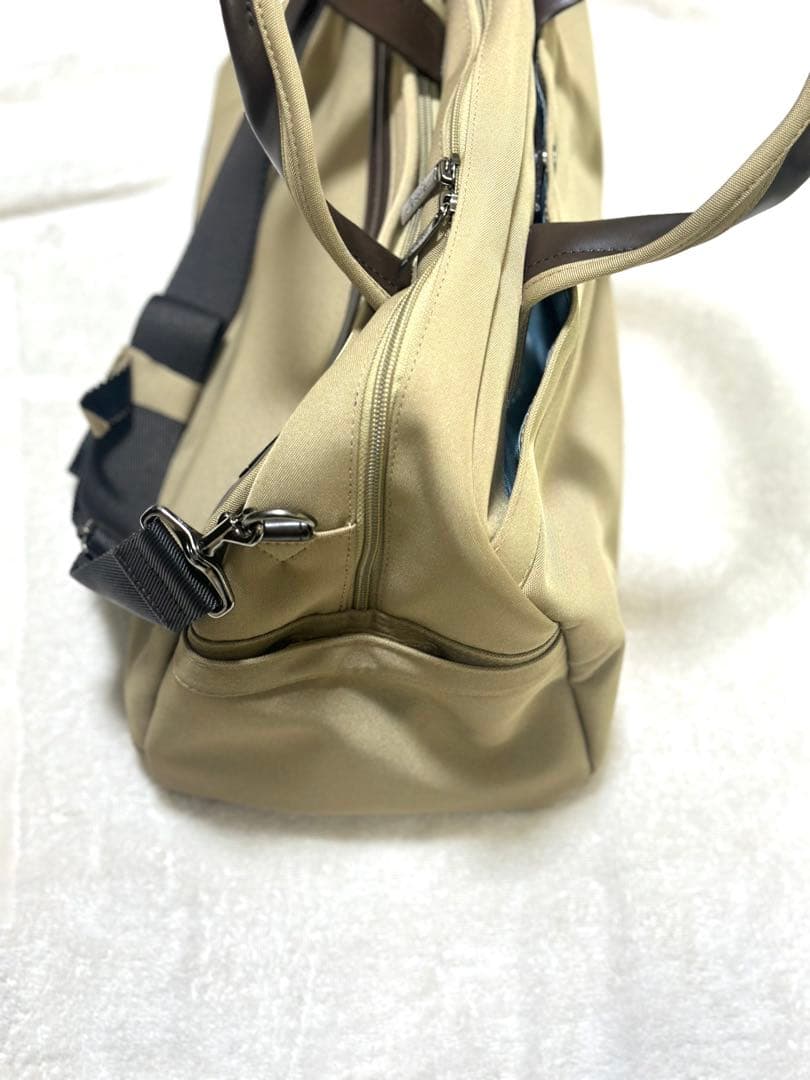 MARIE CLAIRE ベージュ ナイロン ボストンバッグ