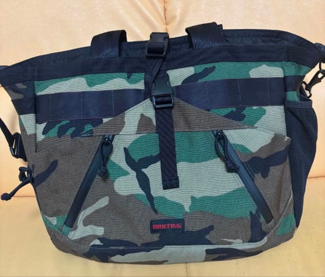 【希少品】ブリーフィング トランジショントートバッグ ウッドランドカモ