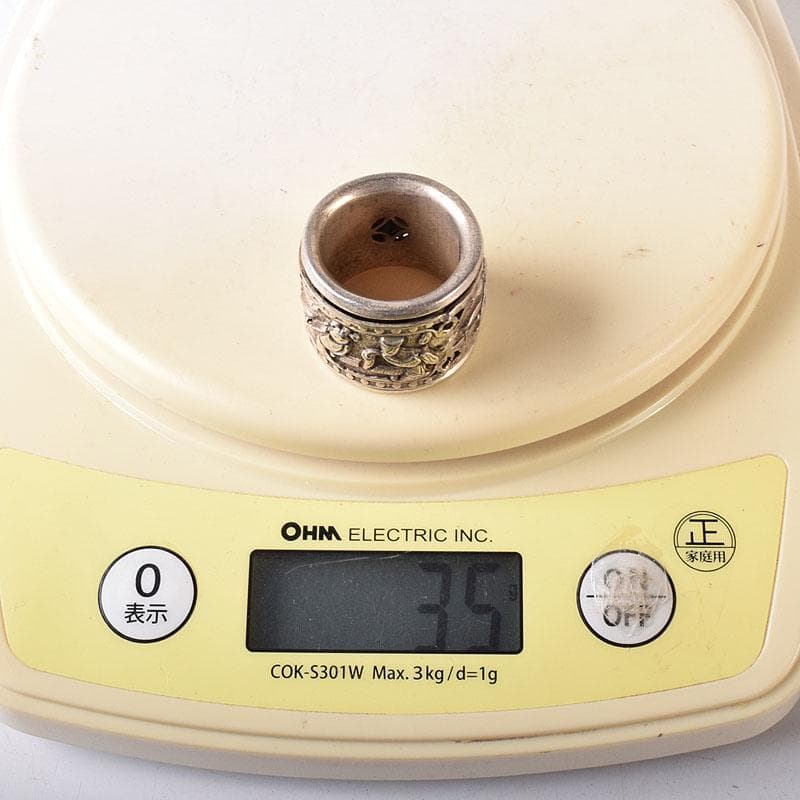中国　光緒天宝足銀　人物彫　板指　重さ約35g　N　7648E