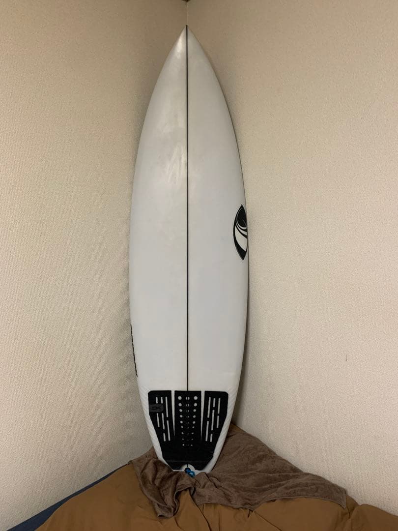 シャープアイ　サーフボード シナジー　5'10