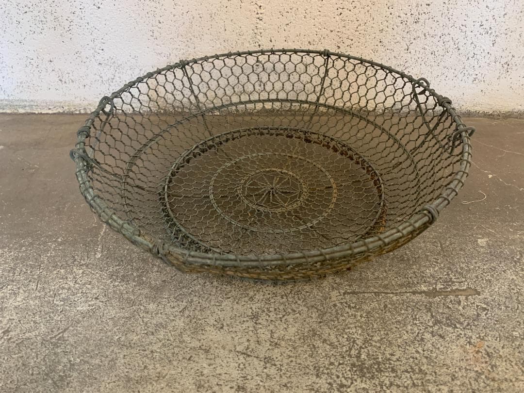 【レア】銅製 亀甲金網浅笊　古い ワイヤーメッシュ ざる 網 籠　レトロ 古道具