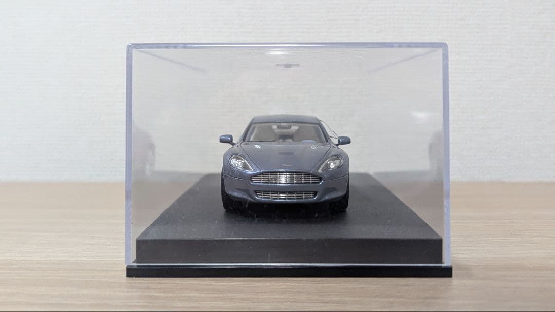 ミニチャンプス　アストンマーチン　ラピードS 1/43