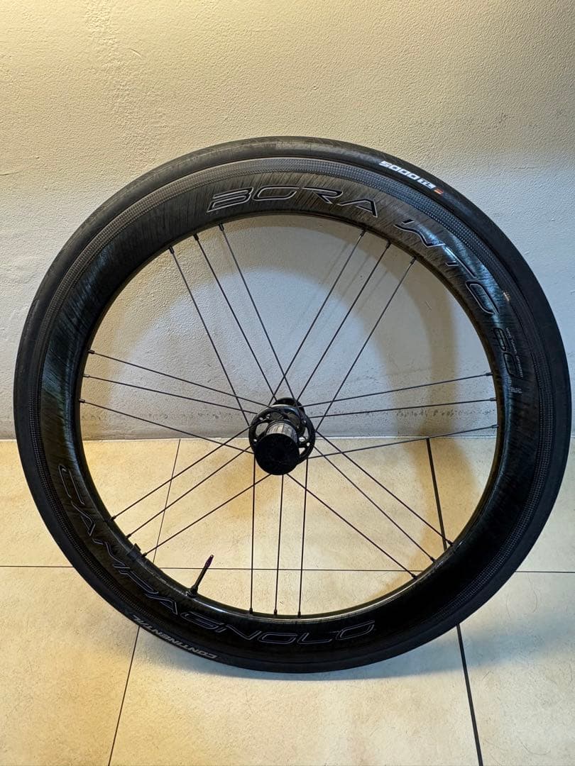 カンパニョーロBORA WTO60　ダークラベル