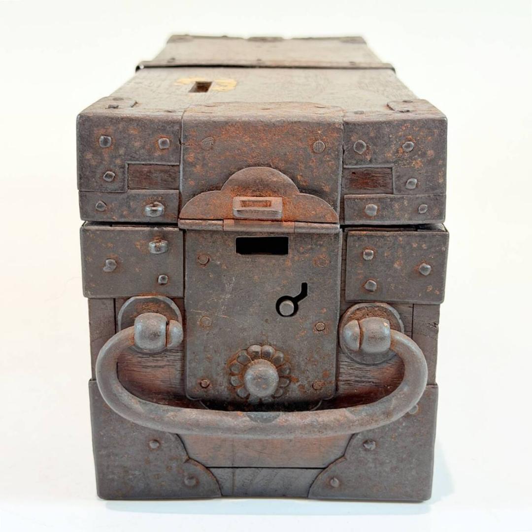 甲AK142　時代物　送料無料　即購入可能　スピード発送　銭箱　銭函