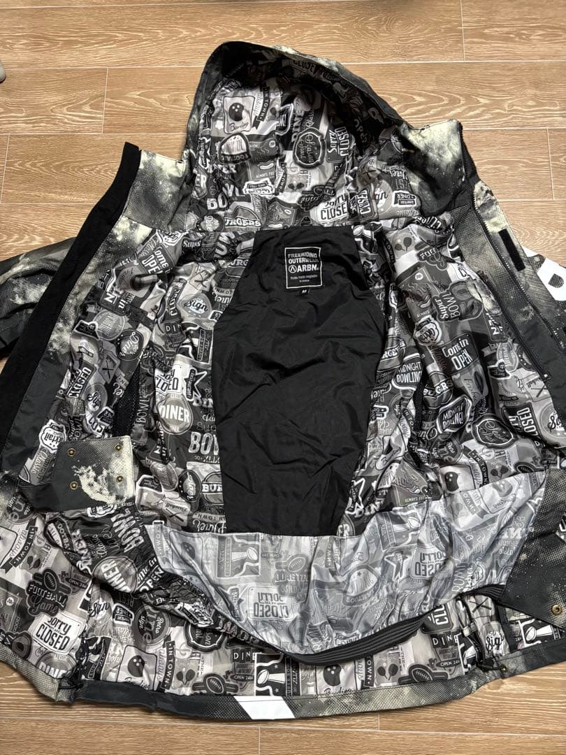 ARBN スノーボードウェア Mサイズ