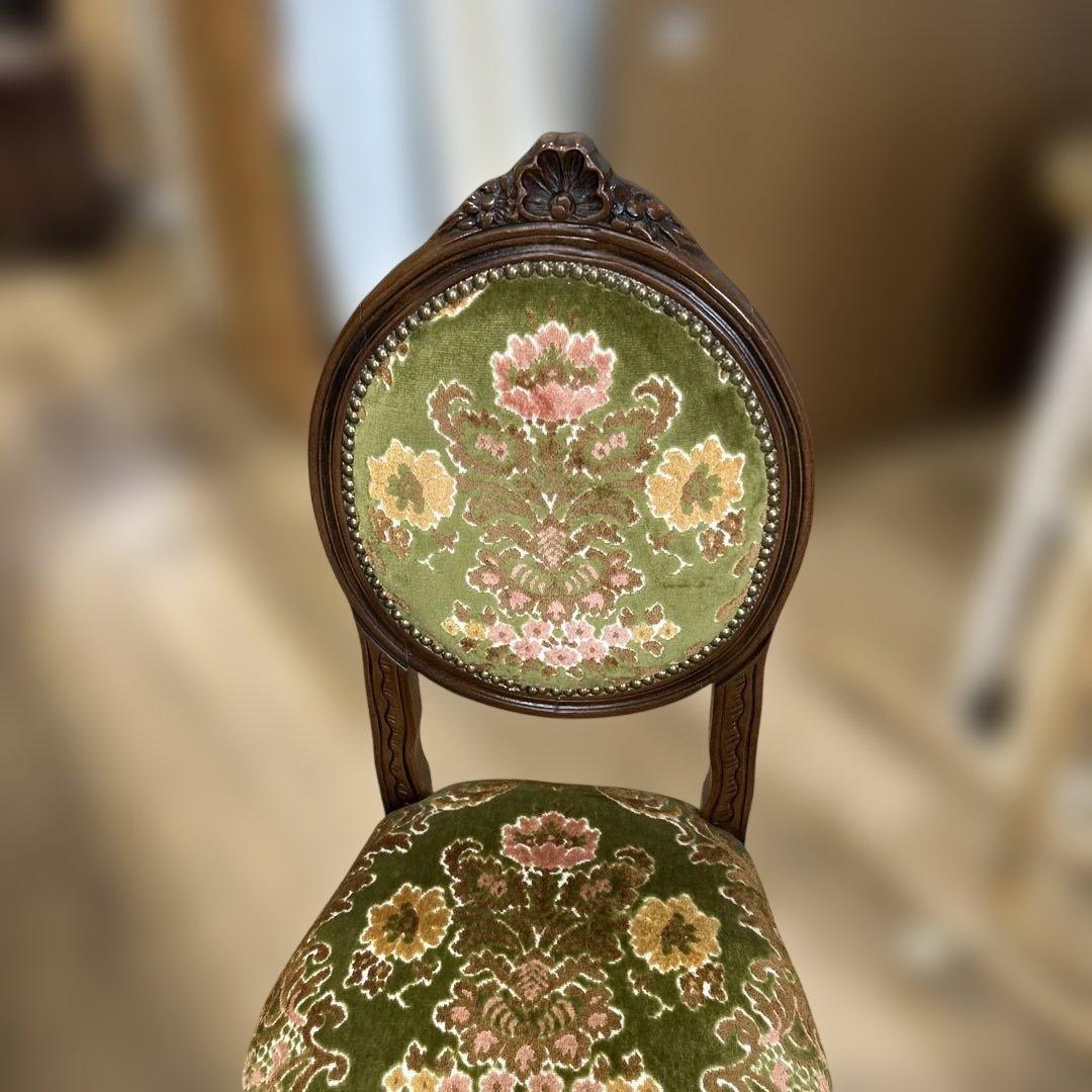 イタリア製　チェア　背もたれあり　モダン　アンティーク　西洋