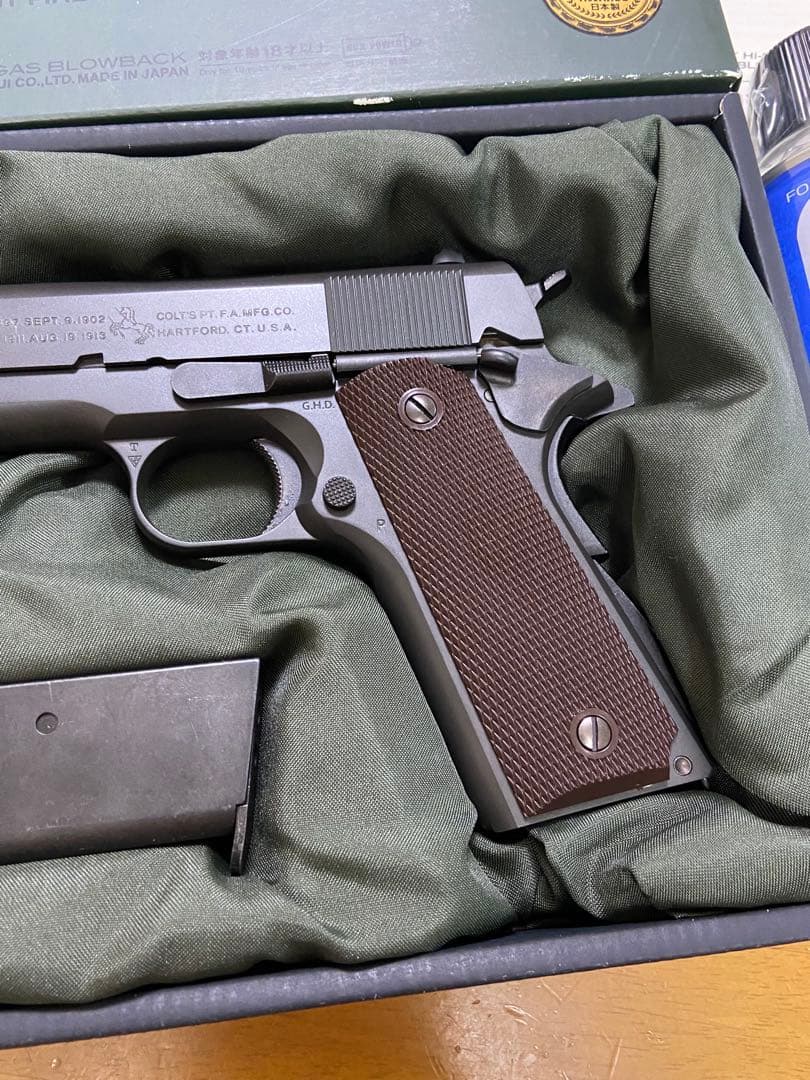 東京マルイ製M1911A1コルトガバメントGBBガス缶２本付　送料込み　即日発送