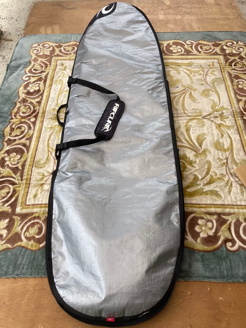 美品リップカール　ミッドレングス　ハードケース　7'6\" サーフボードケース