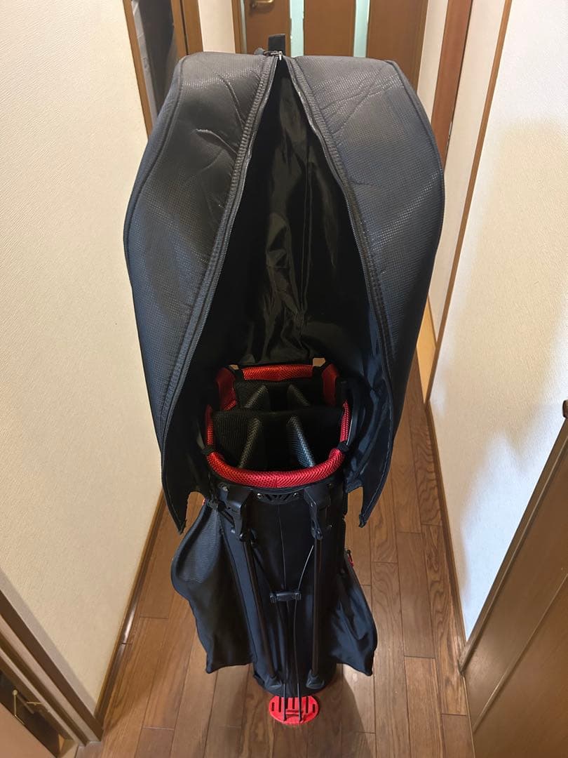 TaylorMade テーラーメイド スタンド式キャディバッグ