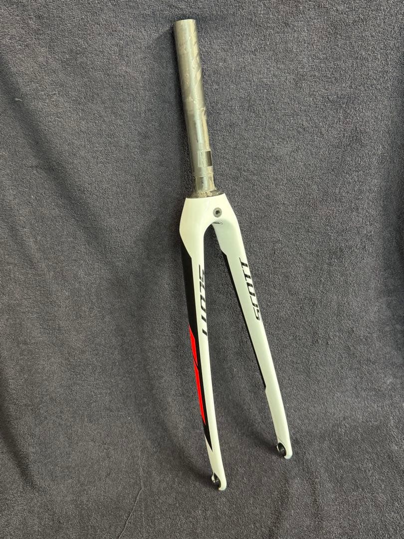 SCOTT ADDICT フロントフォーク(リム)修復用や軽量化に！