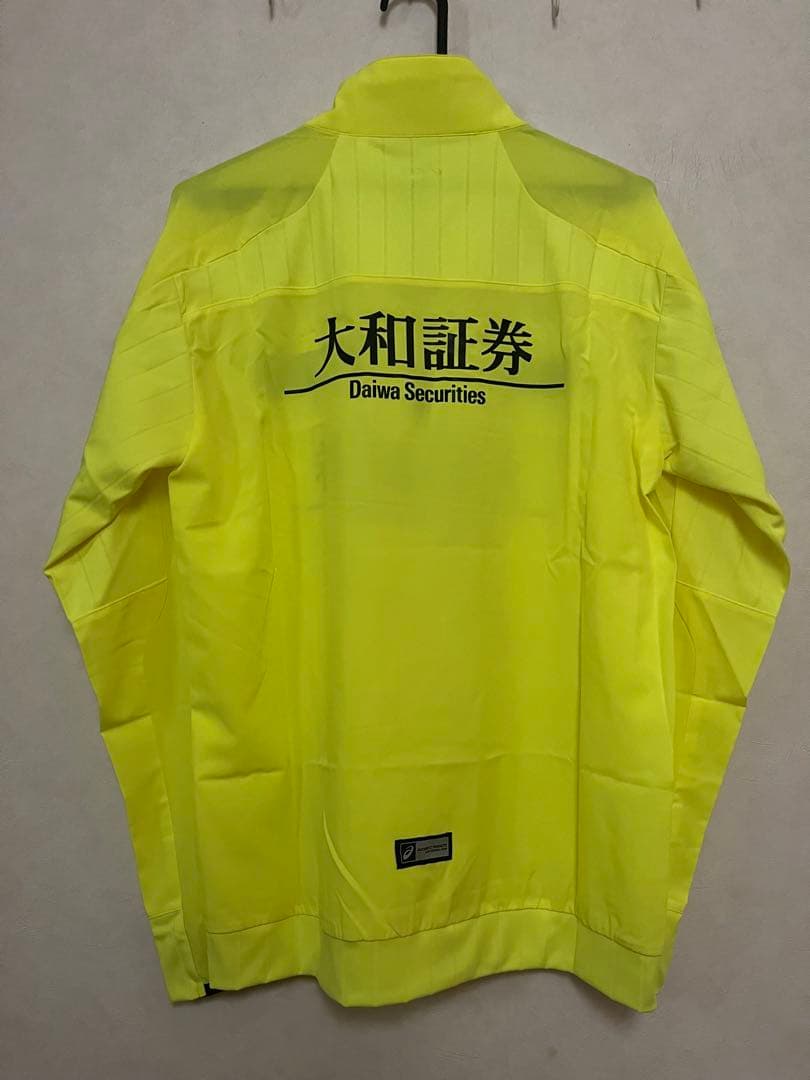 ヴィッセル神戸　トレーニングウェア　ルーカス・ポドルスキ　サイン入り　Mサイズ